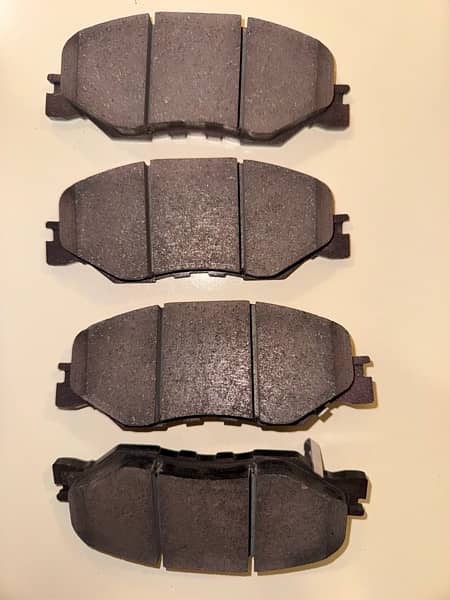 Honda Insight ZE4 / 2019-2024 - ORIGNAL FRONT BRAKE PAD PAIR 5