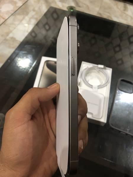 iphone 15 pro max PTA 256gb 5