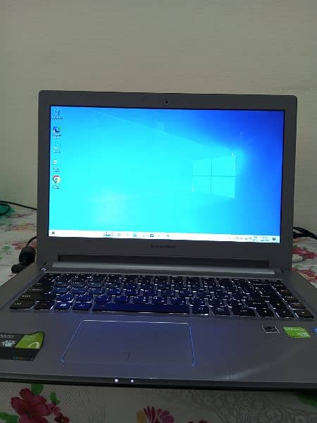 Lenovo Z400  (03255602730) 0