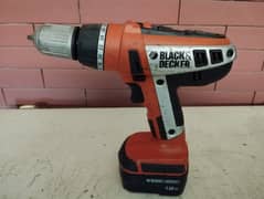 Black&Decker cordless drill with two batteries, Charger and bag 0