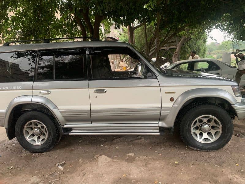 Mitsubishi Pajero 1993 1