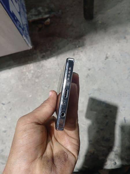 Infinix hot 40pro 3 months used condition 10 by 9 2