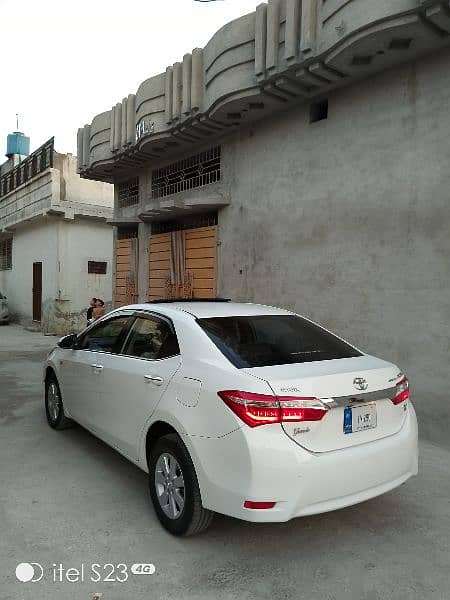 Toyota Altis Grande 2016 4