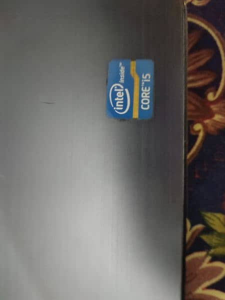 Laptop for sale 
Dell core i5 128 gb ssd 500gb hard 4 gb ram 5