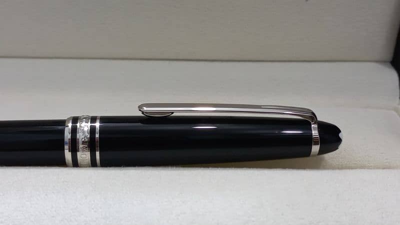 Montblanc meisterstuck classique platinum plated Ballpoint 2