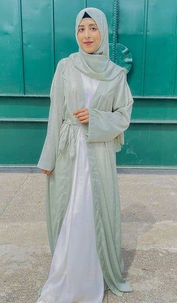 4 Piece abaya 1