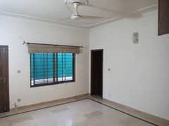 8vMarla 2 Bed Room Upper Portion 0