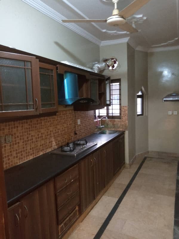 8vMarla 2 Bed Room Upper Portion 1