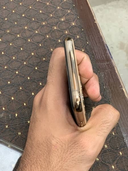 iphone 11 pro pta Approved 5