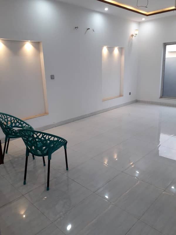 Prime Location 5 Marla House Available For Rent In D Block Phase 6 DHA Lahore 8