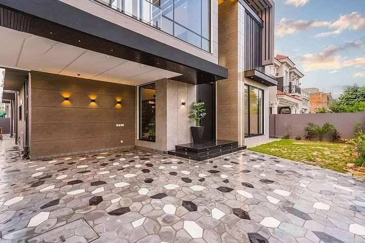 1 Kanal Luxury House For Rent DHA Phase 6 Lahore 1