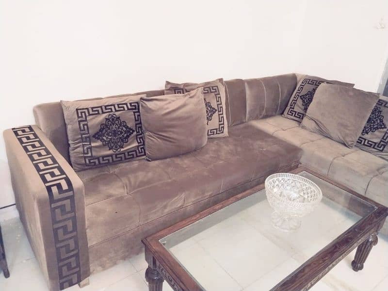 sofa for sell 0