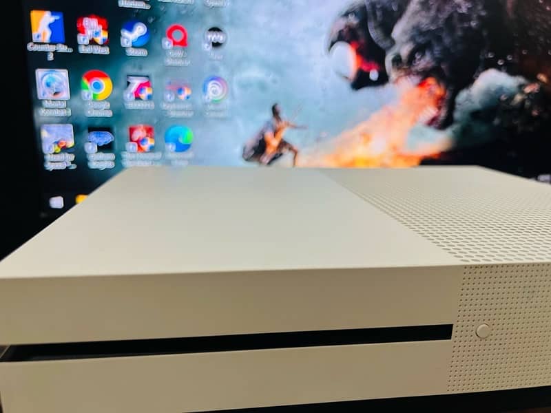 xbox one s 1TB 4