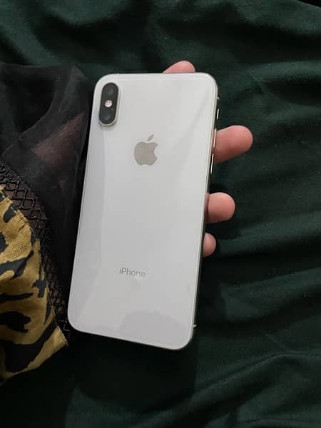 IPHONE XS NOT PTA 12