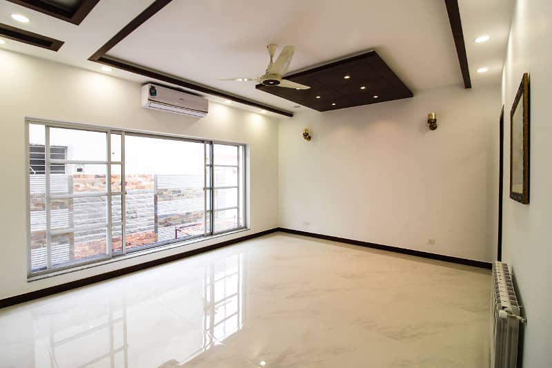 1 Kana House For Rent in Dha Phase 6 3