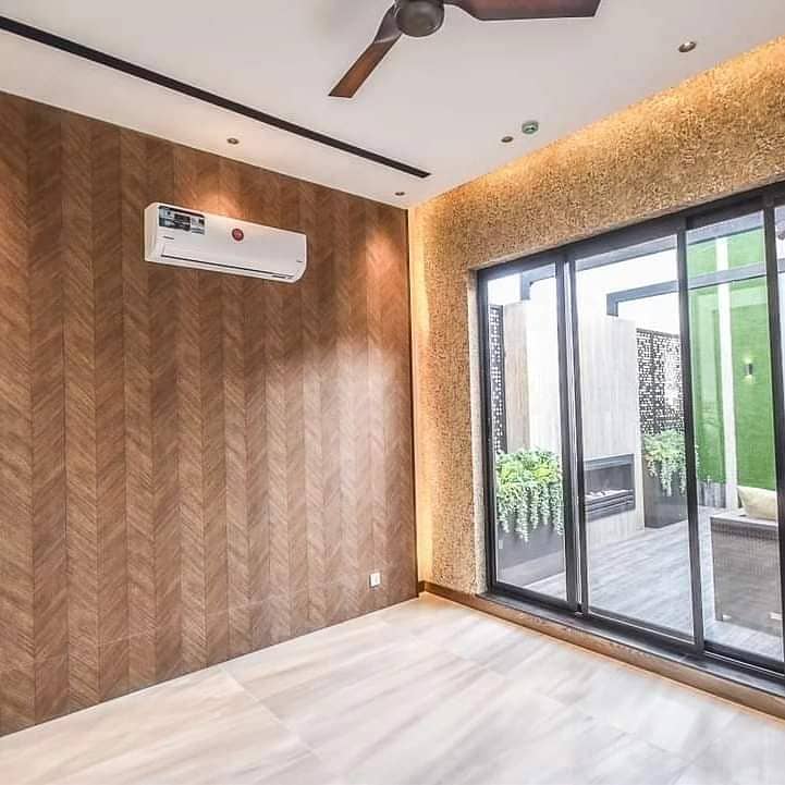 1 KANAL FULL BASEMENT LUXURY HOUSE FOR RENT HOT LOCATION IN PHASE 6 LAHORE 12