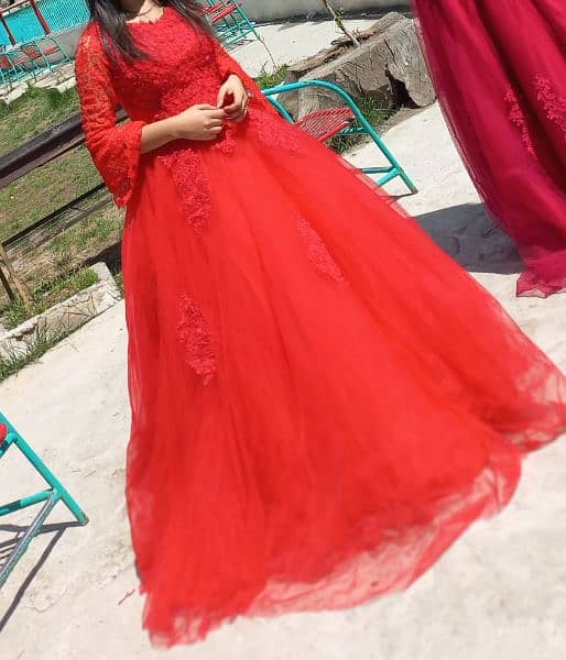 Red barbie maxi 1