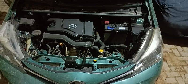 Toyota Vitz 2015 1