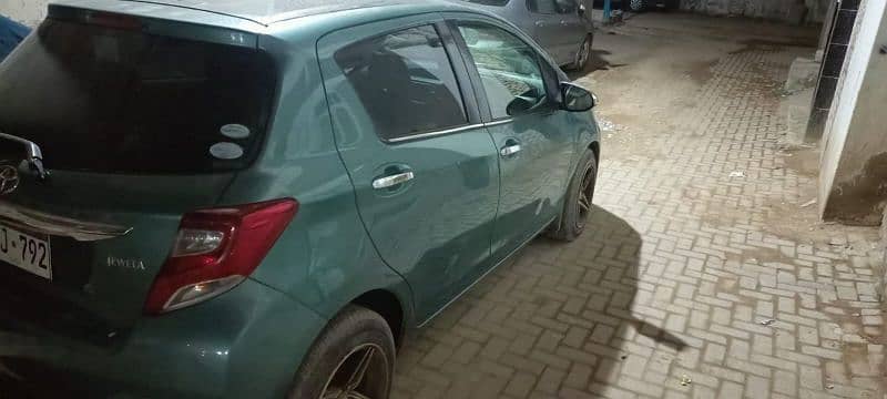 Toyota Vitz 2015 3