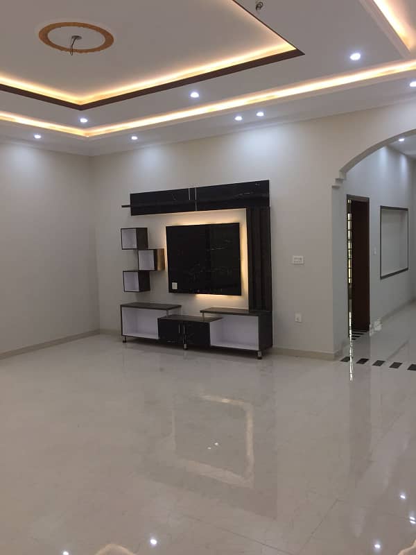 8 MARLA UPPER PORTION FOR RENT IN DHA 11 RAHBER SECTOR 1 4