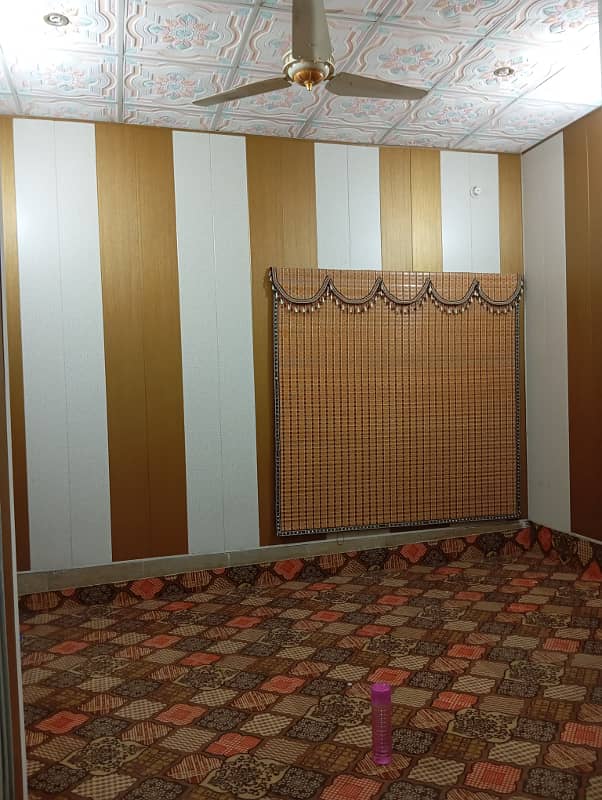 10 mrla House For Rent. Silent ofc, at hot location johar town 16