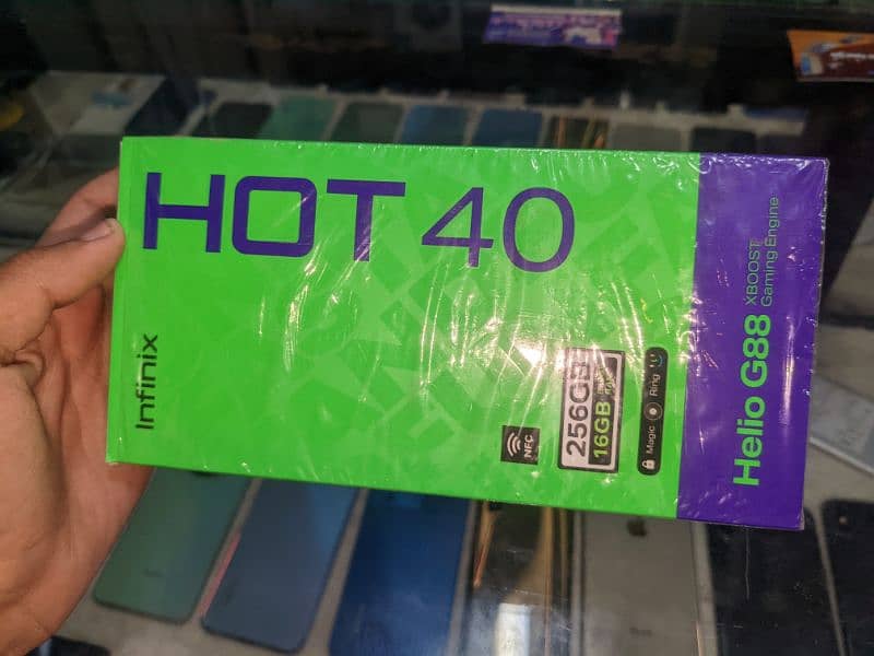 Infinix Hot 40 (8+8 256 ) 4