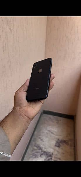 IPHONE XR 64GB JV 1