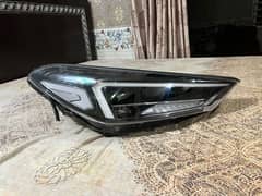 Tusson Hyundai front light Right side 0