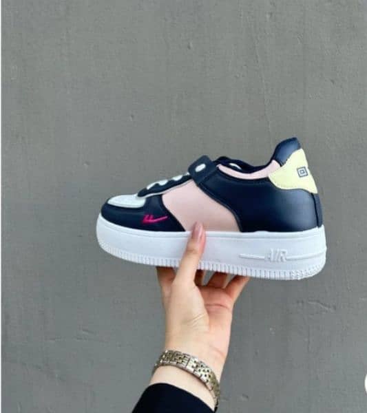 School girl chunky sneakers 1