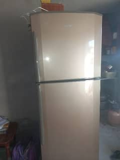 full size haier fridge 0