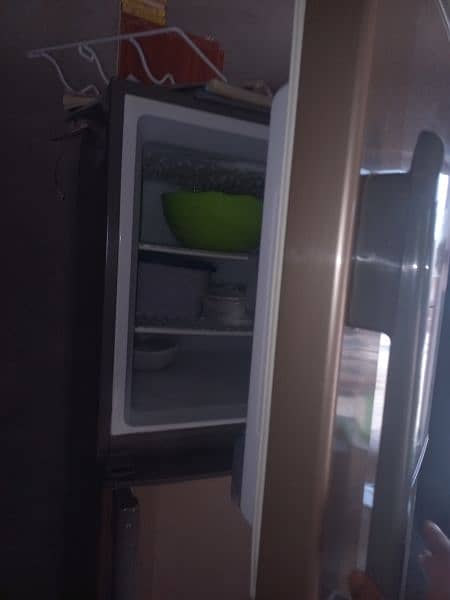 full size haier fridge 1