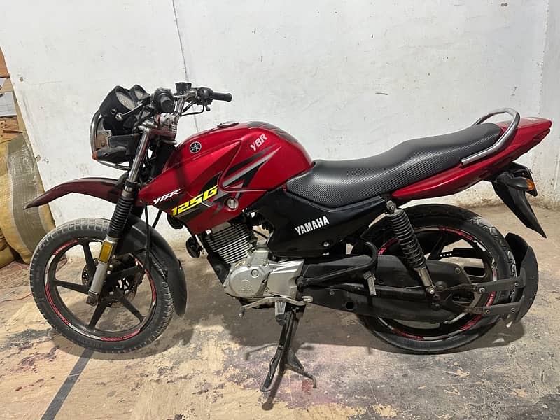 YBR 125G 9