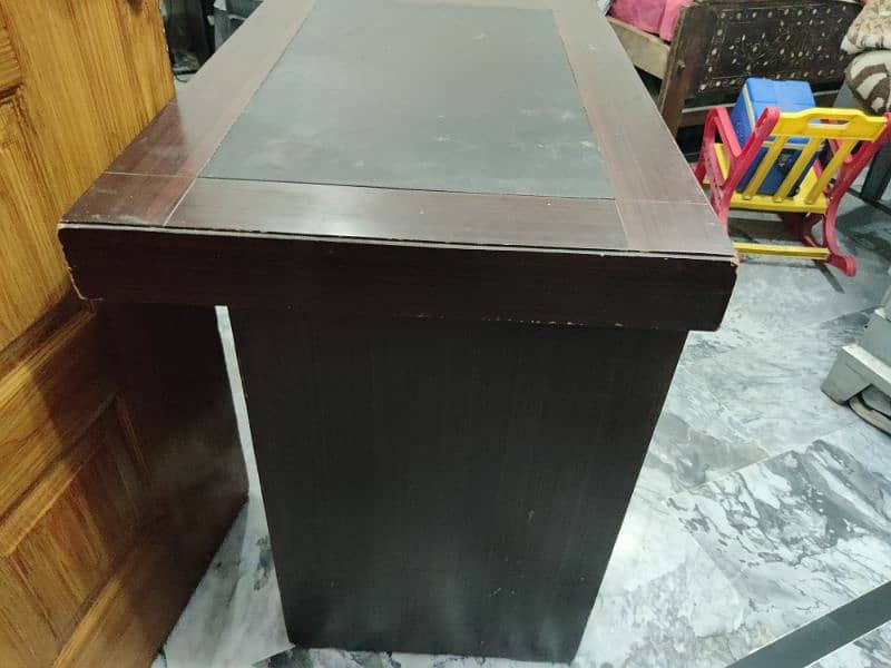 office table for sale 3