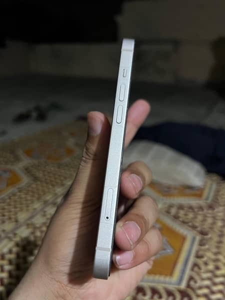 Iphone 13 128GB non pta white color 5