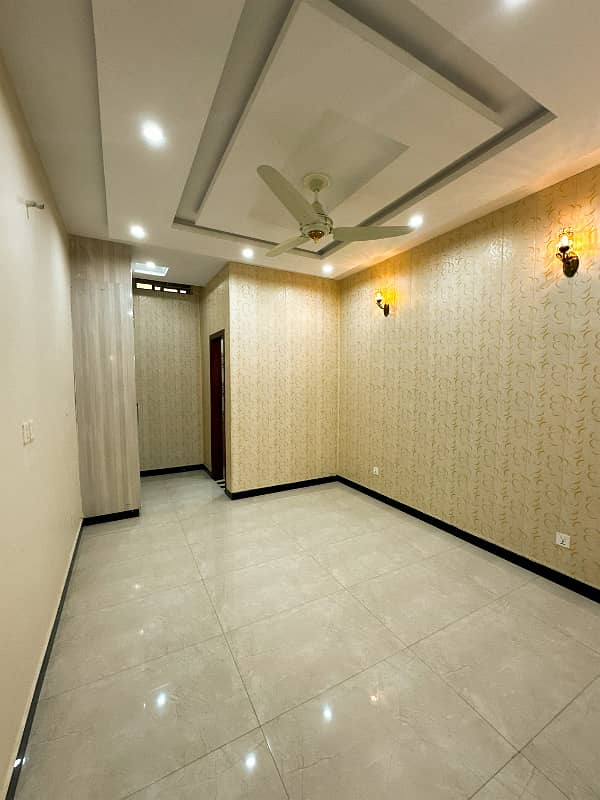 Elegant 10 Marla House With Basement For Sale In Bahria Town Lahore 20