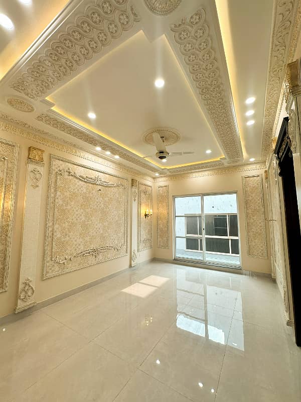 Stunning 1 Kanal Spanish Villa For Sale In Bahria Town Lahore 10