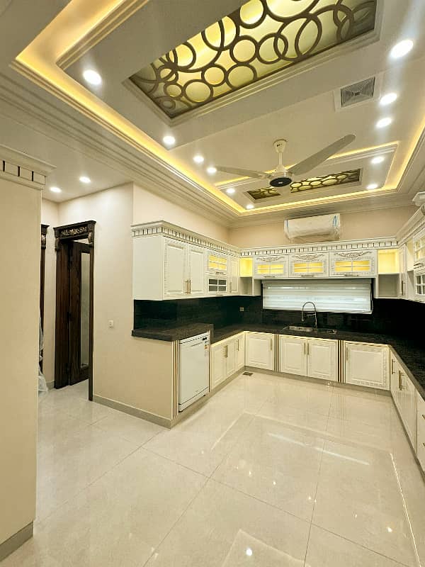 Stunning 1 Kanal Spanish Villa For Sale In Bahria Town Lahore 27