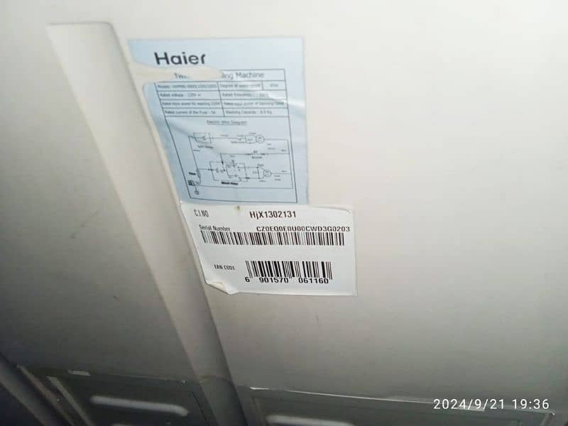 Haier washing machine twin tub model number HWM-80-000S 2