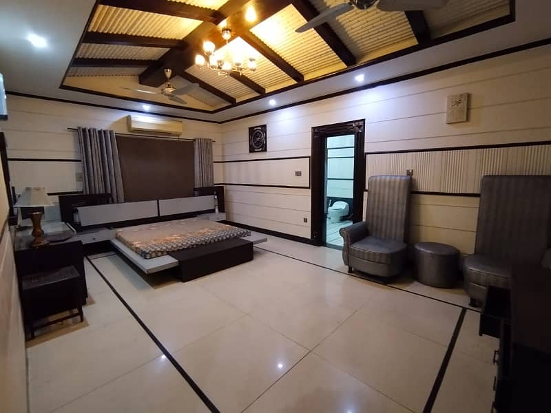 4 Kanal Commercial House Bungalow For Rent Main Location Sarfaraz Colony Faisalabad 23