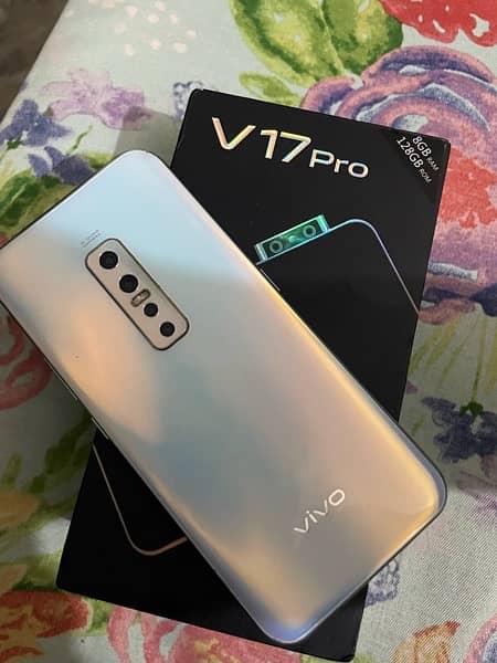 vivo v17pro 8/128 complete box 3