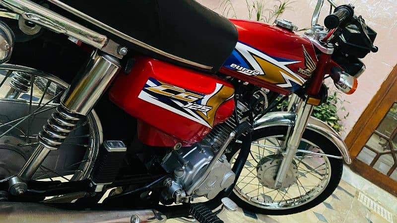 Honda 125 2020 Islamabad no 3