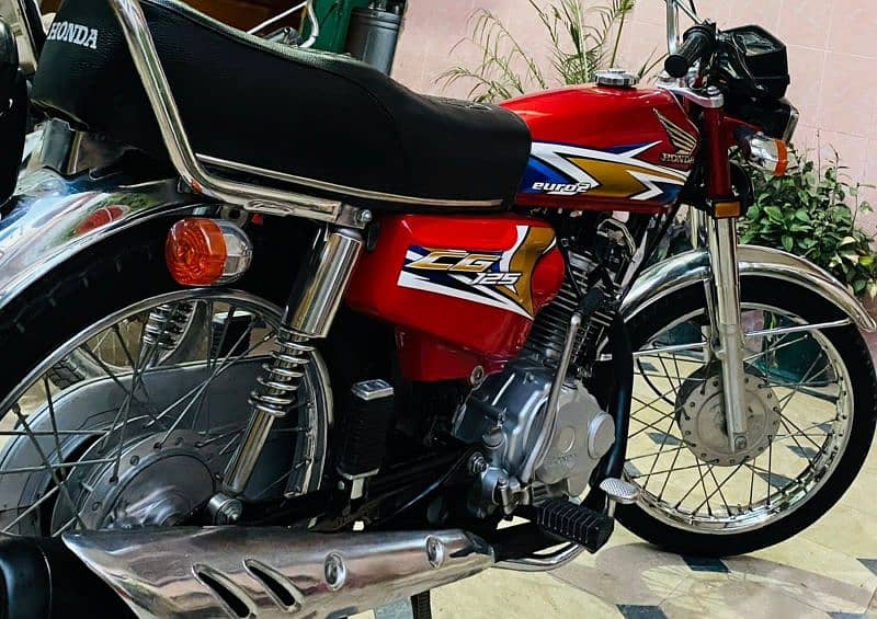 Honda 125 2020 Islamabad no 6