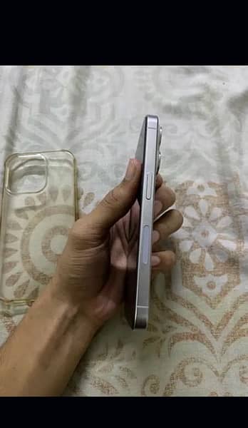 iPHONE 15 PRO JV 256GB 2