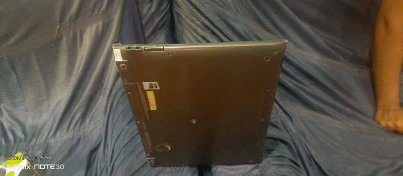 toshiba laptop 13.6 display 128ssd with 10gb  ram super slim laptop 0