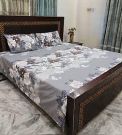 Three piece Cotton bedsheets in king size