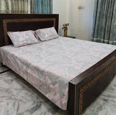 Cotton saton bedsheets in King size