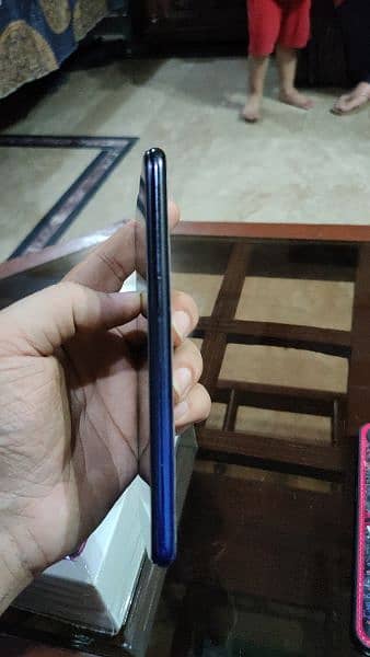 OPPO F9 4