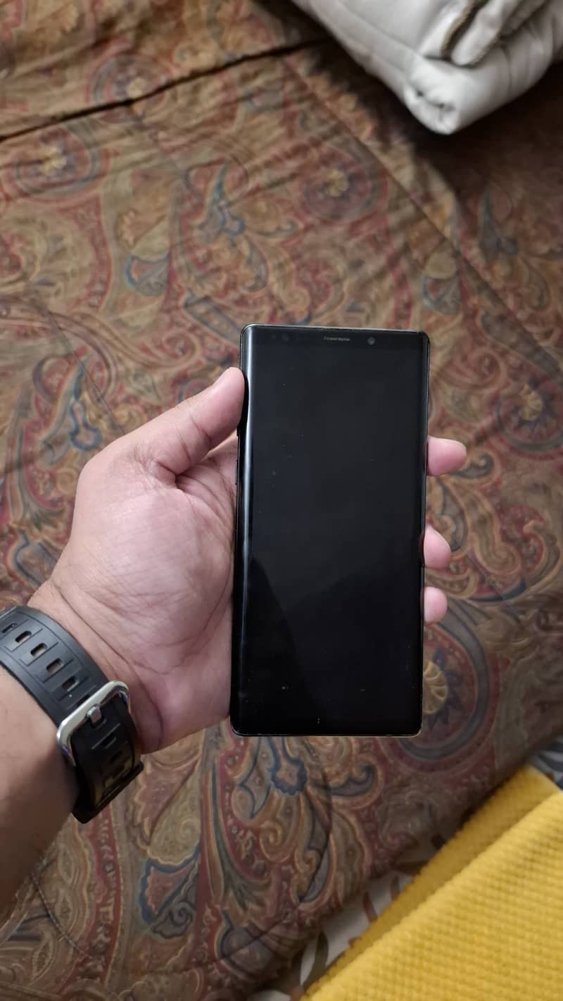 Samsung Galaxy Note 9(Mint Conidtion) 3