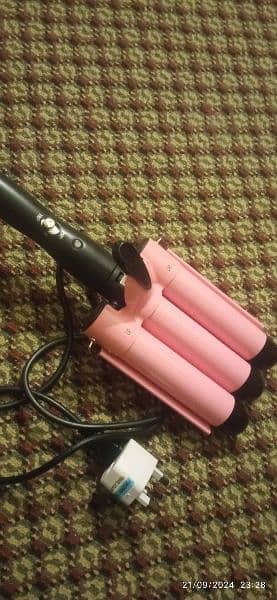 3 barrel curling iron 2