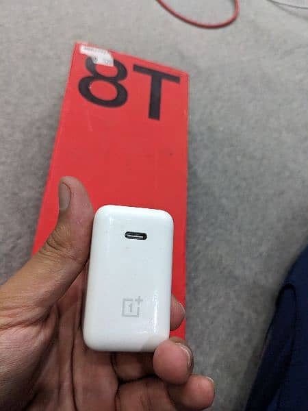 Oneplus 8T with box and genuine accessories Waterpack 10/10 11